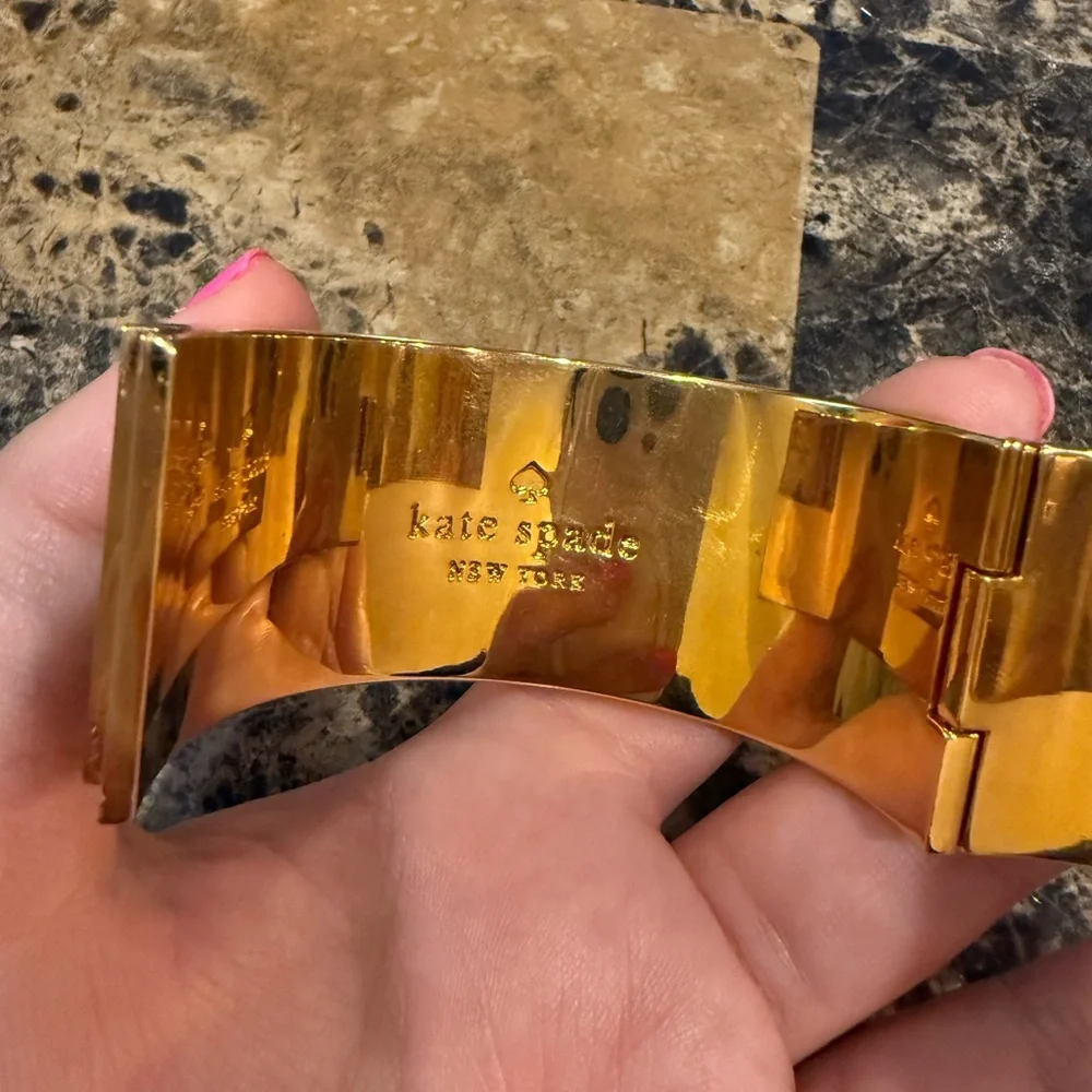 Kate Spade La Vida Loca Hinged Bangle - Picture 9 of 13